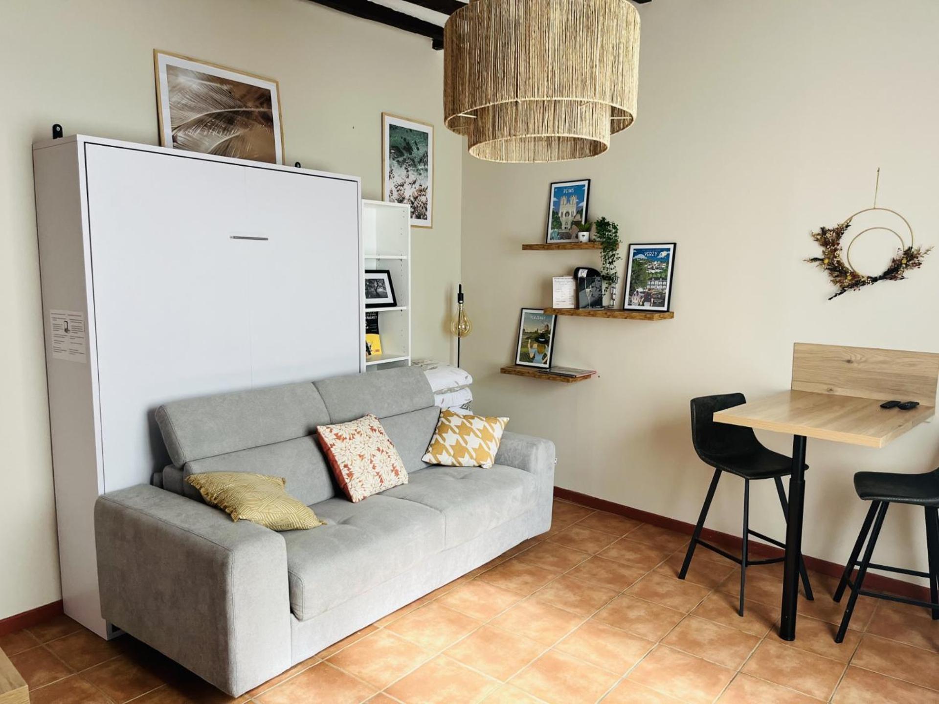 Logement, Plein Centre Du Village De Verzy Kültér fotó